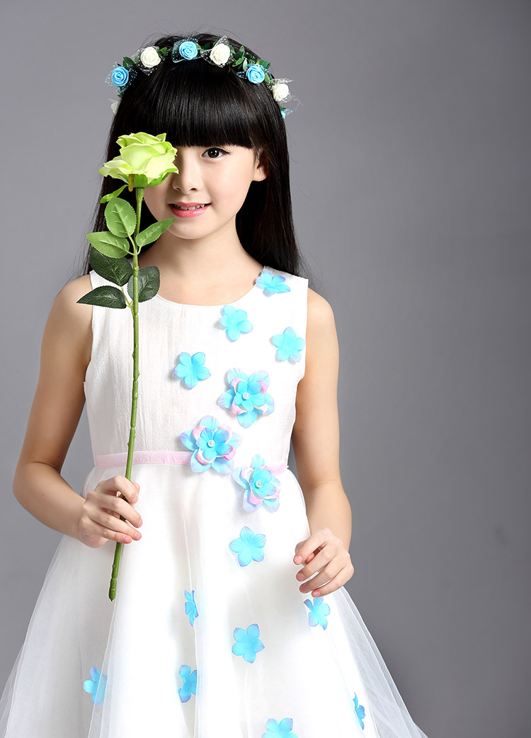 儿童模特-女大童连衣裙纯色背景棚拍