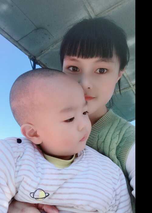 模特-