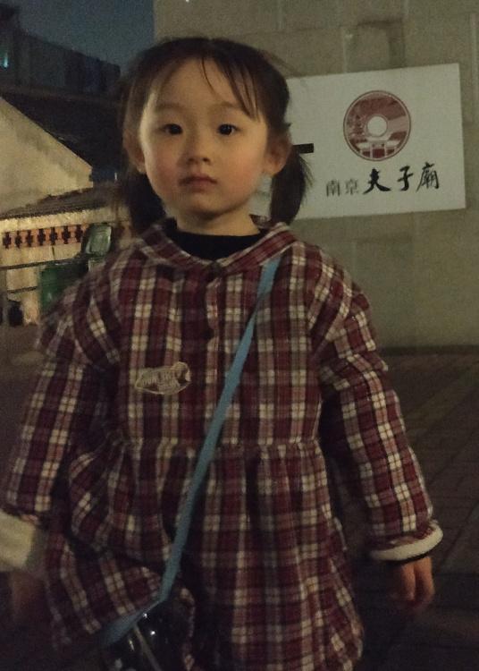 模特-陈艺怡