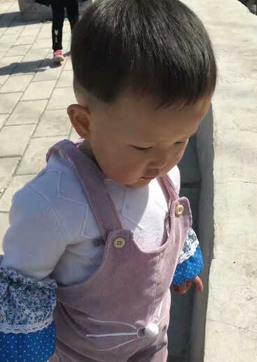 模特-