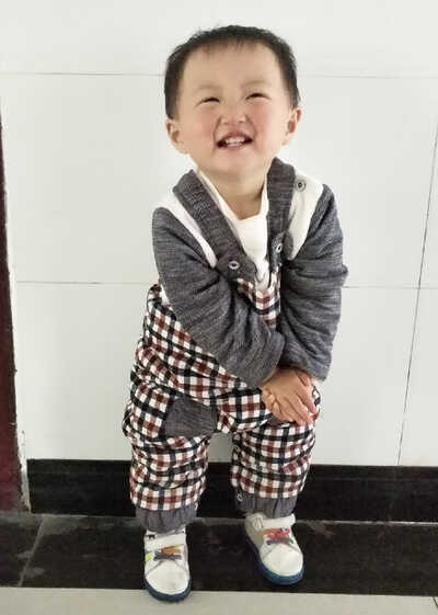 模特-