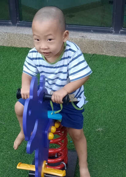 模特-