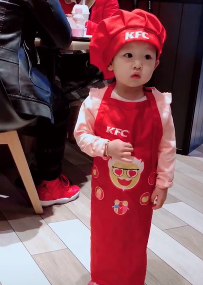 模特-