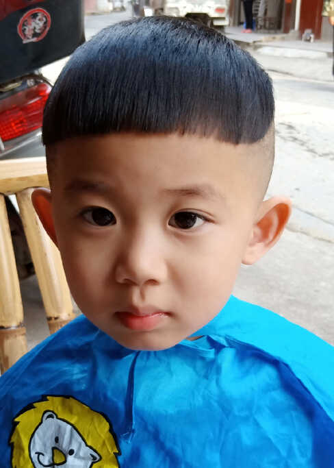 模特-