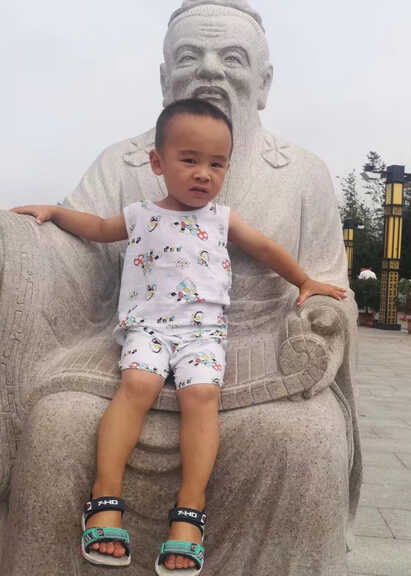 模特-