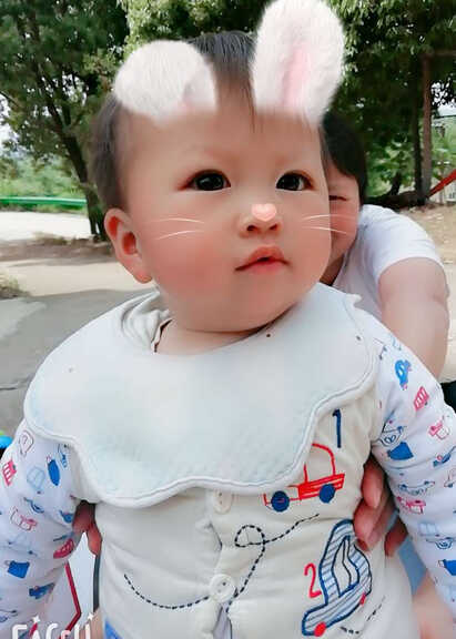 模特-