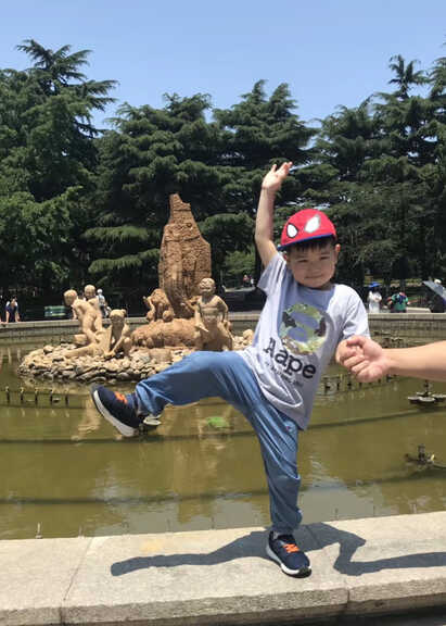 模特-
