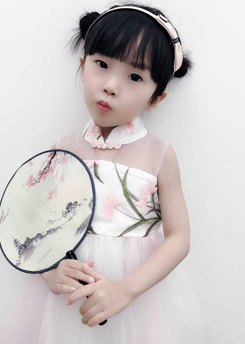模特-