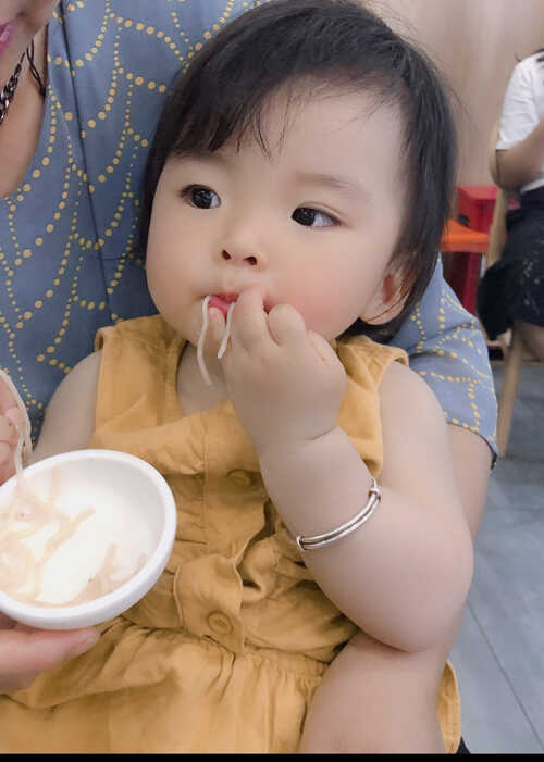 模特-