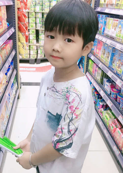 模特-