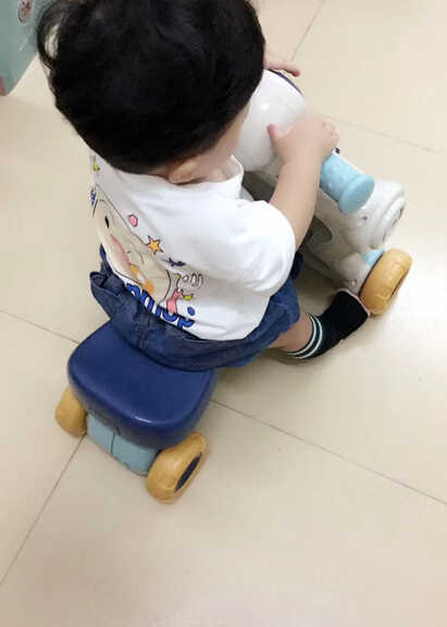 模特-