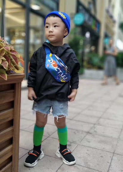 模特-