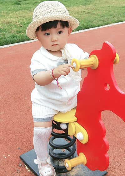 模特-