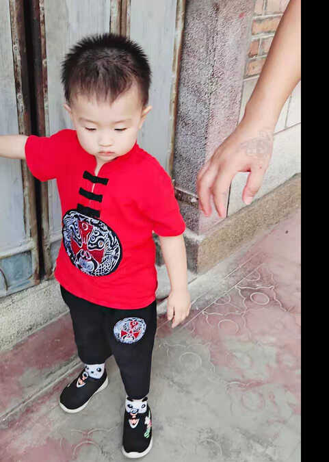模特-