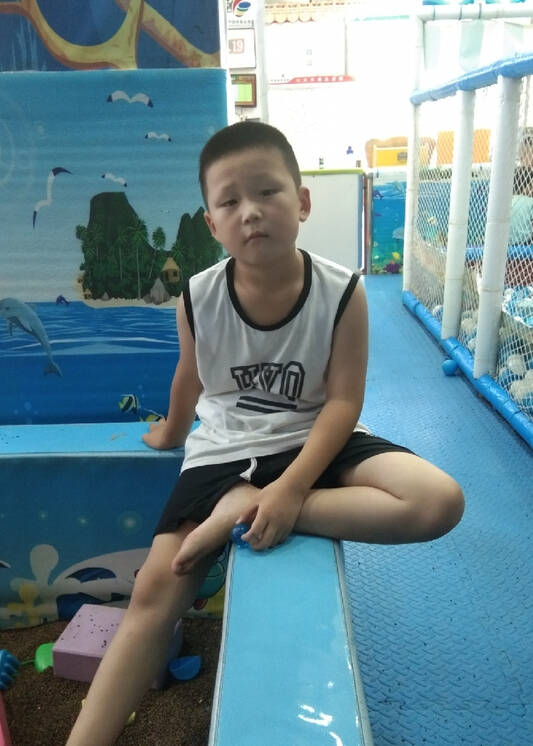 模特-
