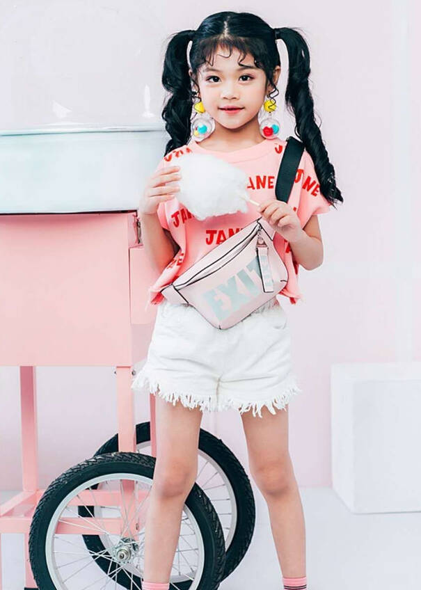 模特-