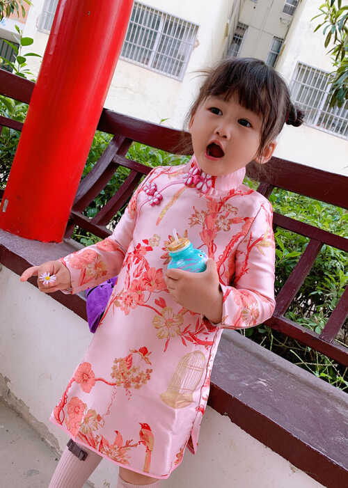 模特-