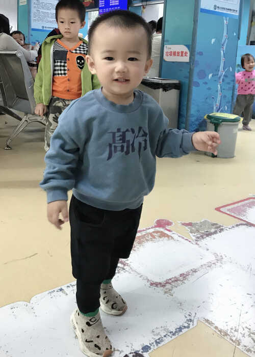 模特-