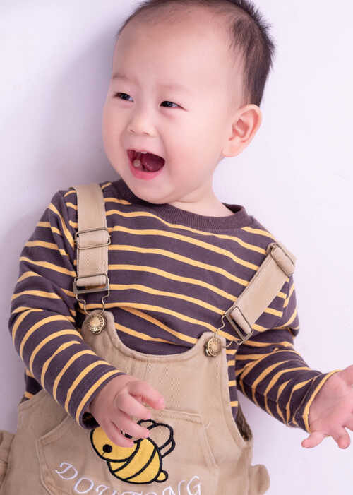 模特-