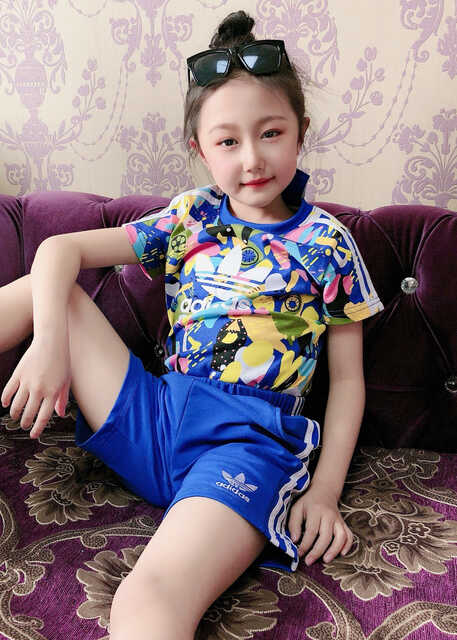 模特-