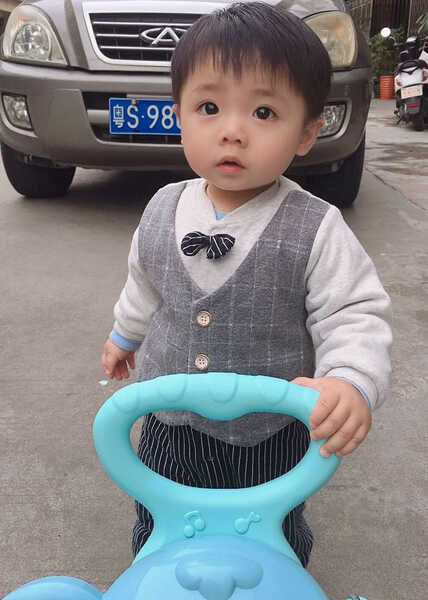 模特-