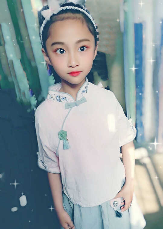 模特-