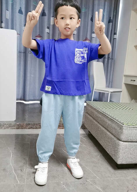 模特-