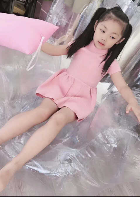 模特-