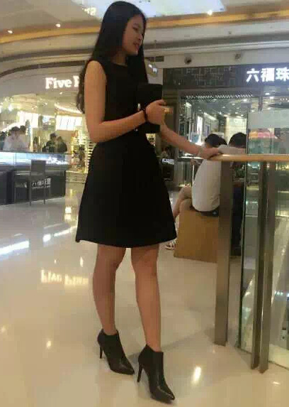 模特-