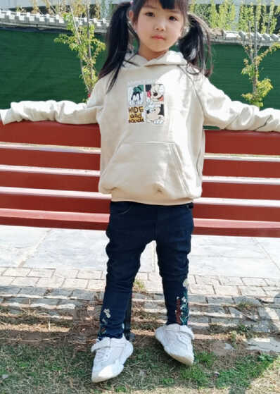 模特-