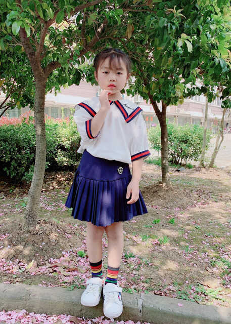 模特-
