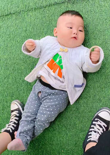 模特-