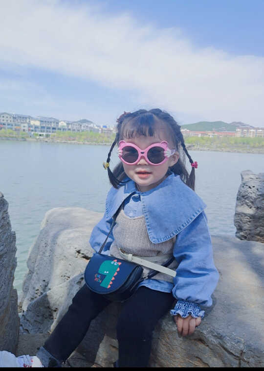 模特-