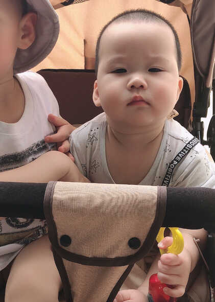 模特-