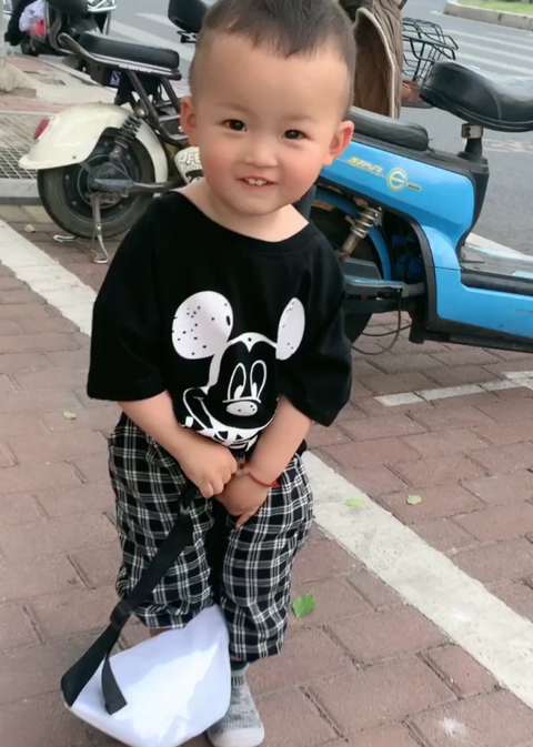 模特-