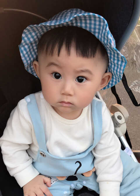 模特-