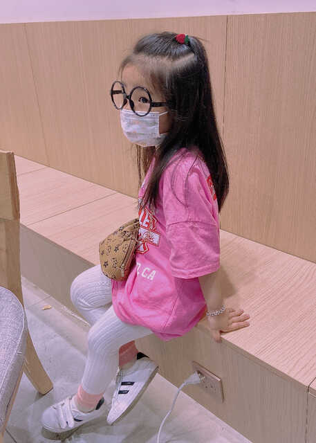 模特-