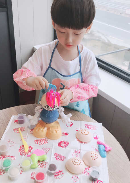 模特-