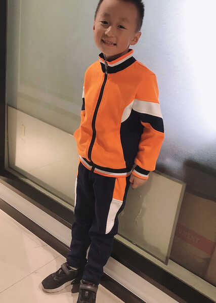 模特-