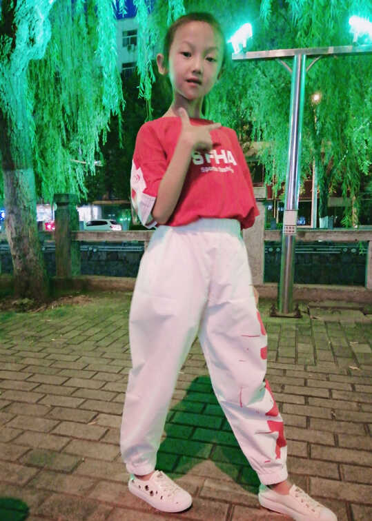 模特-