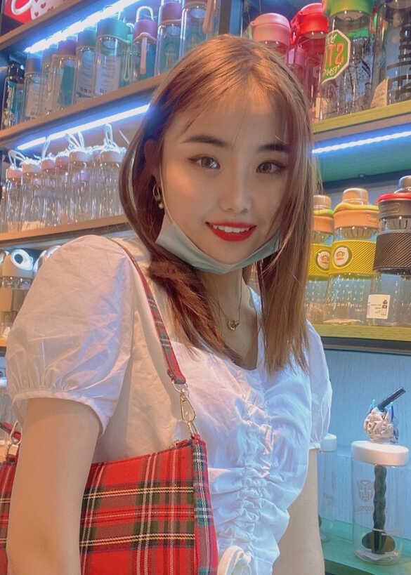 模特-