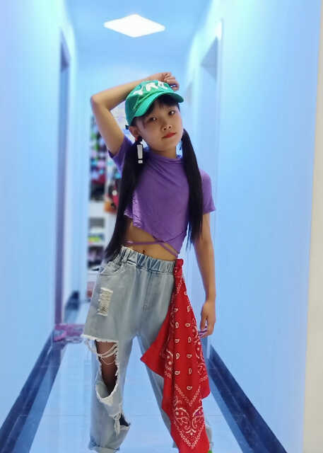 模特-