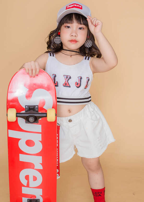 模特-