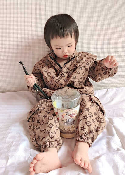 模特-