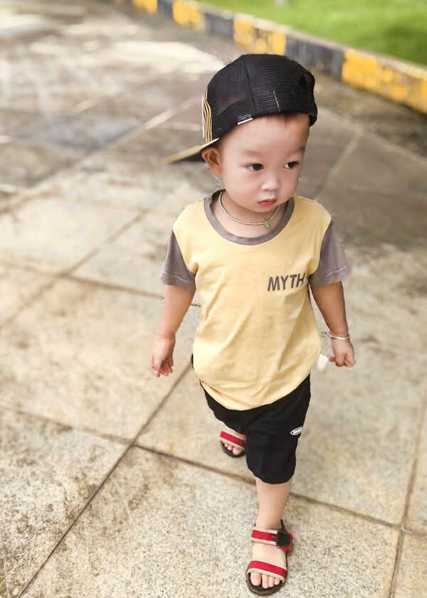 模特-