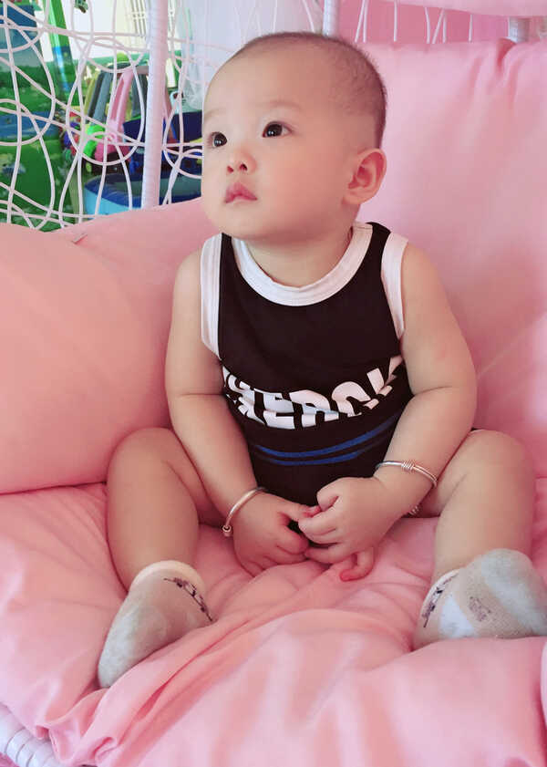 模特-