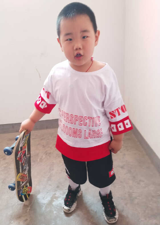 模特-