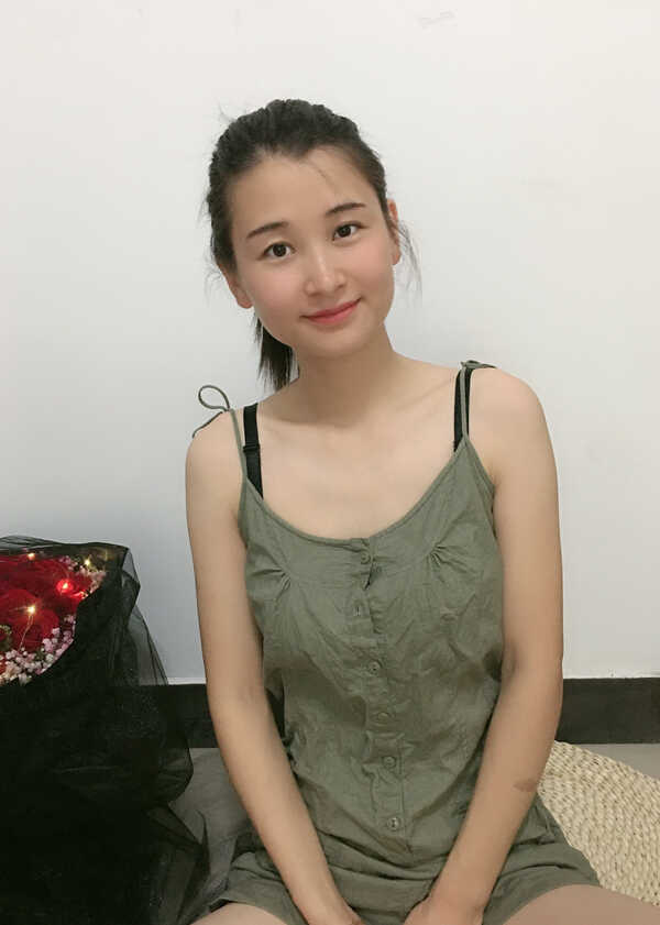 模特-