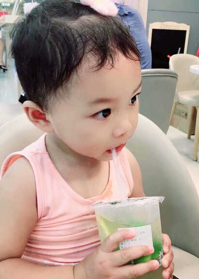 模特-