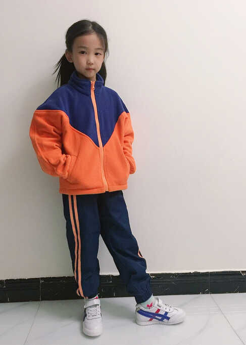 模特-